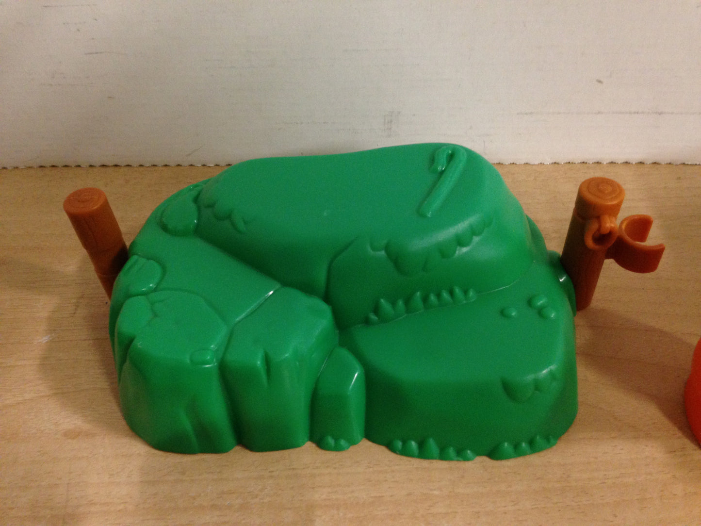 Fisher Price Little People Cave Man and Dinosaurs Rare