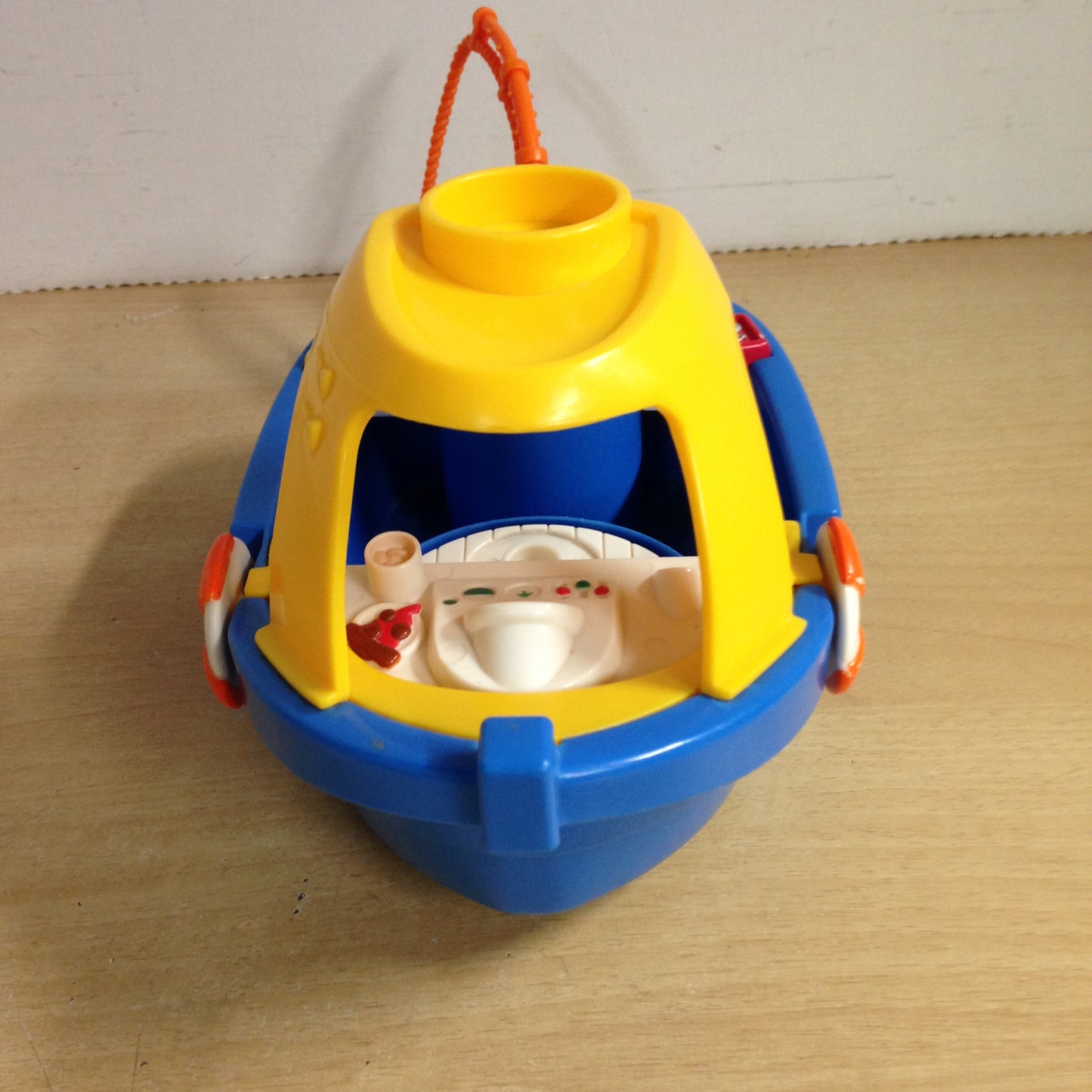 Fisher Price Little People Play Fun Bathtub Floating Fishing Boat Captain and 2nd Mate SEAL
