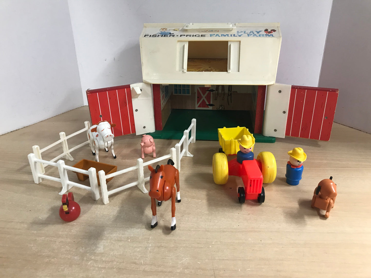 Fisher Price Vintage 1967 Little People Play Family Farm With Silo Minor Wear