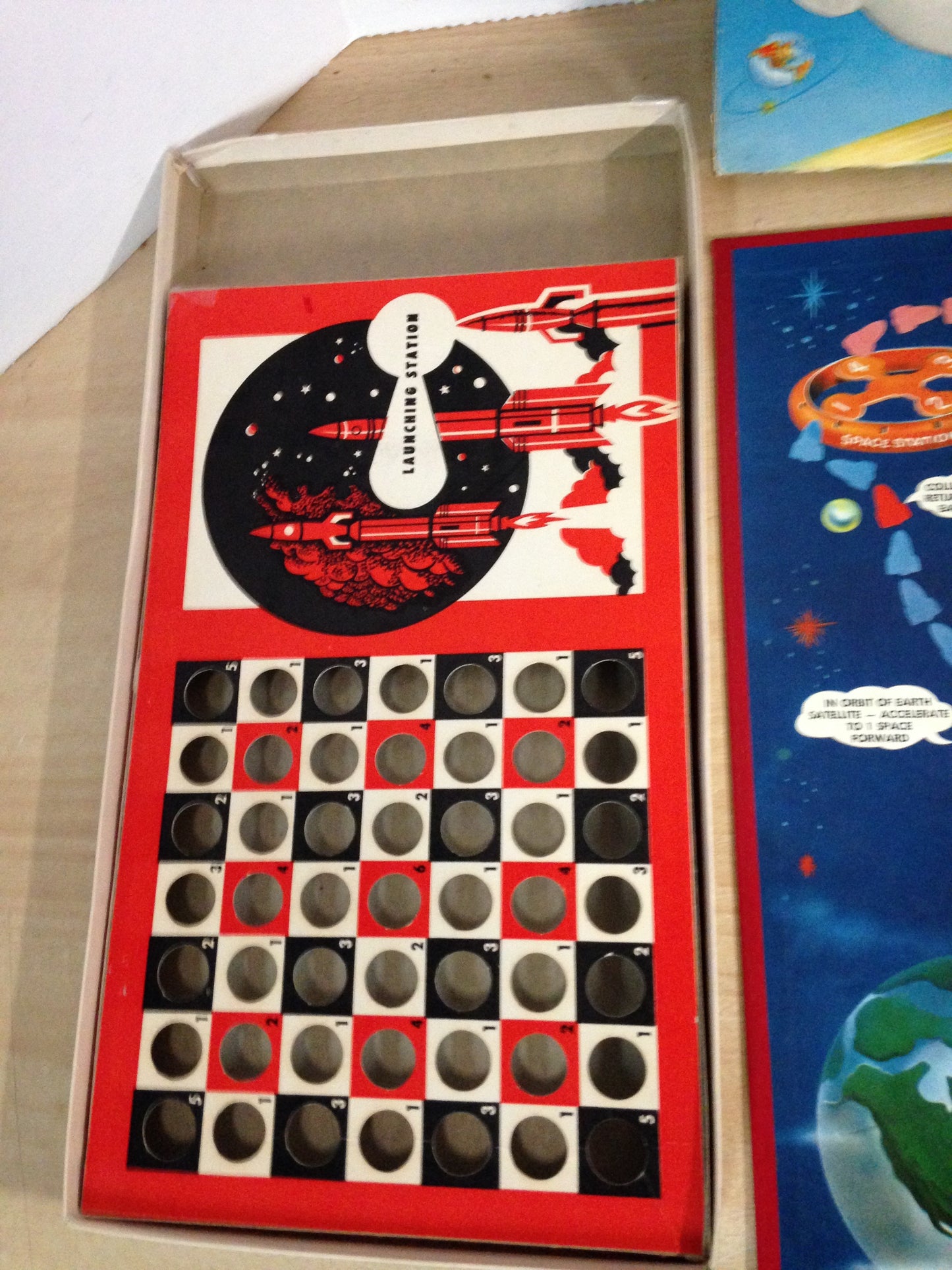 Y Game 1959 Leave It To Beaver Rocket To The Moon Vintage We Believe This is Complete Minor Wear RARE