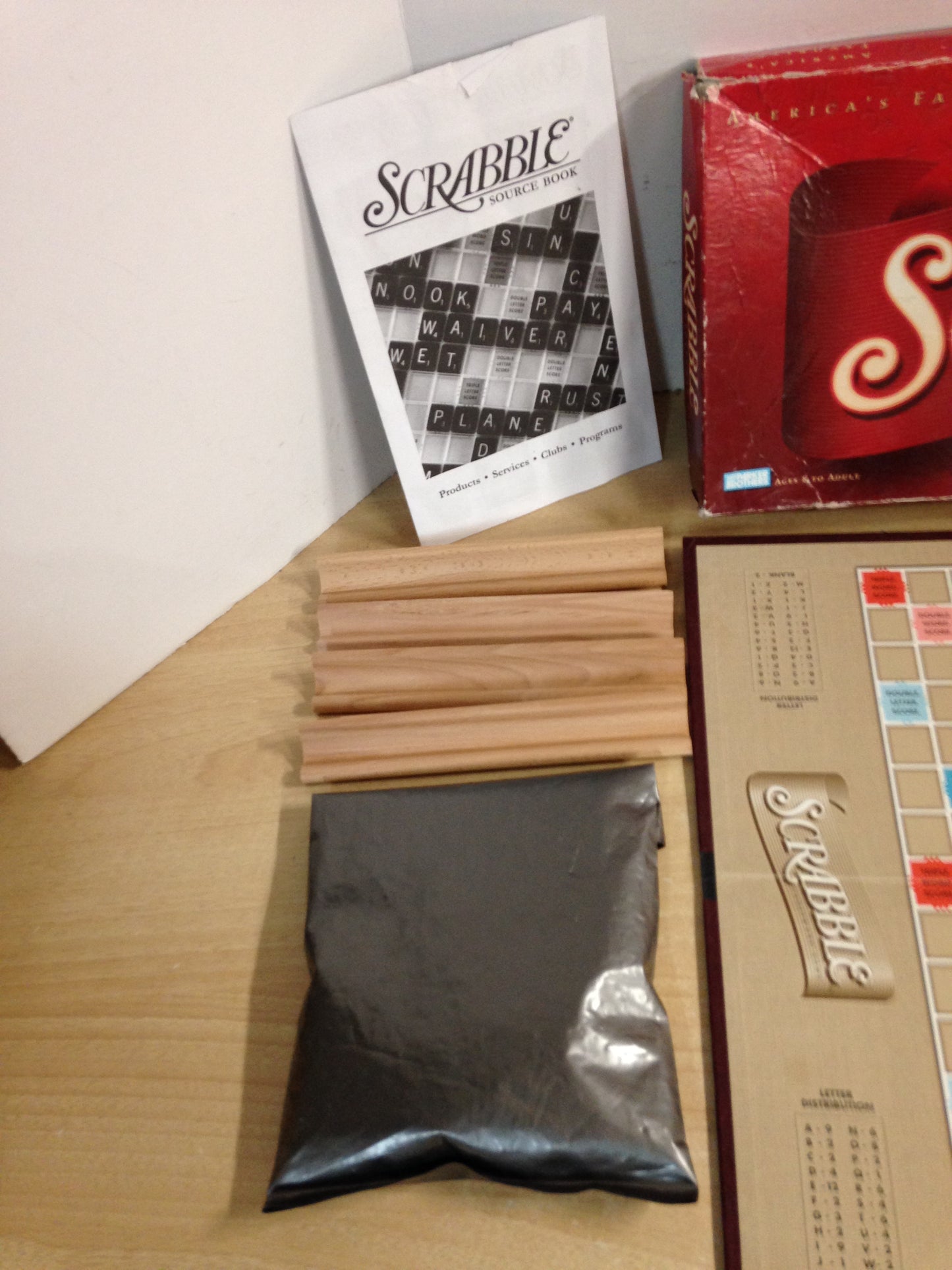 Game Scrabble Wood Complete With Instructions New Version Excellent