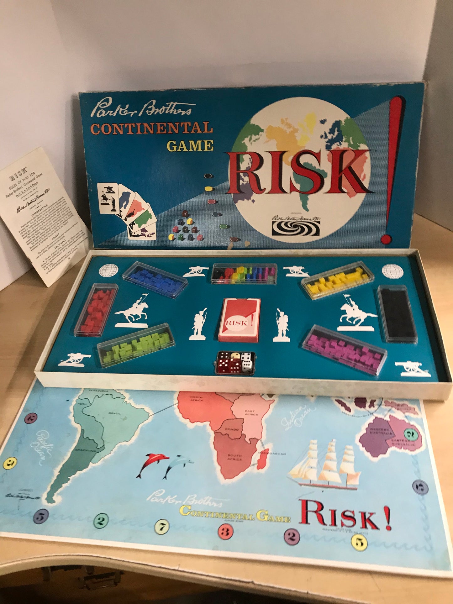 Game 1959 Vintage Risk RARE TO FIND