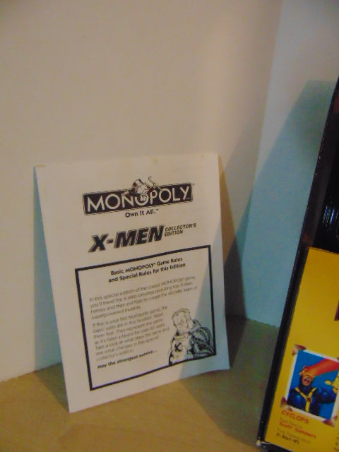 Game Monopoly X Men Action Figure Collectible Game Complete As New
