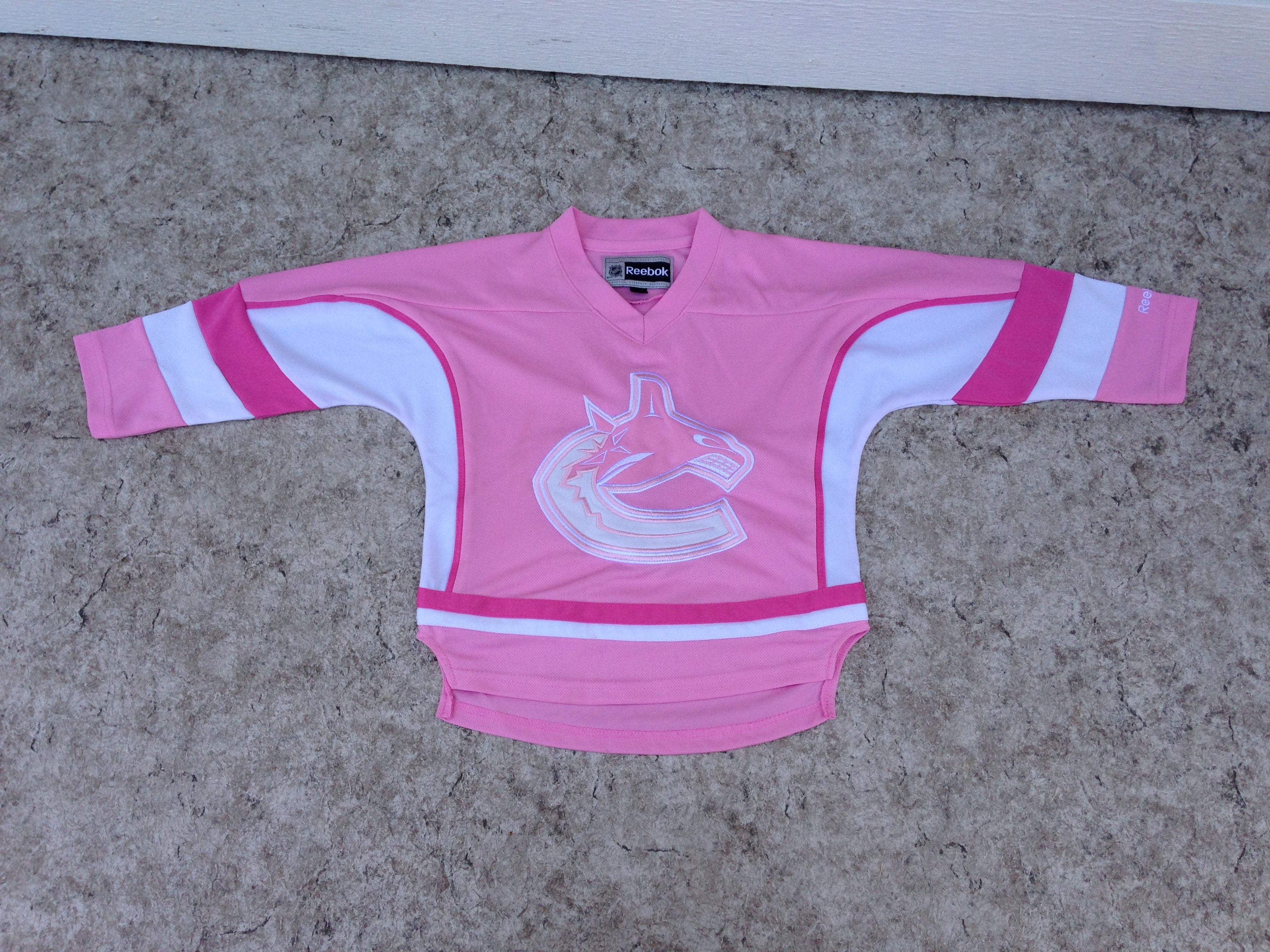 Hockey Jersey Child Size Reebok Vancouver Canucks Pink New Demo Mode