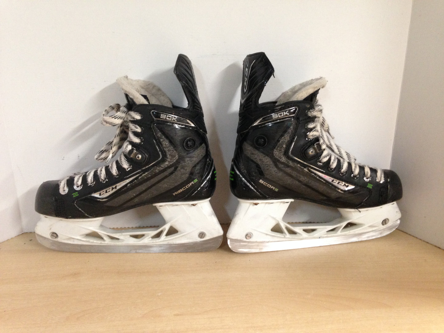 Hockey Skates Men's Size 7 Shoe CCM Ribcore 50K Some Scratches and Wear Lots Of Life Left