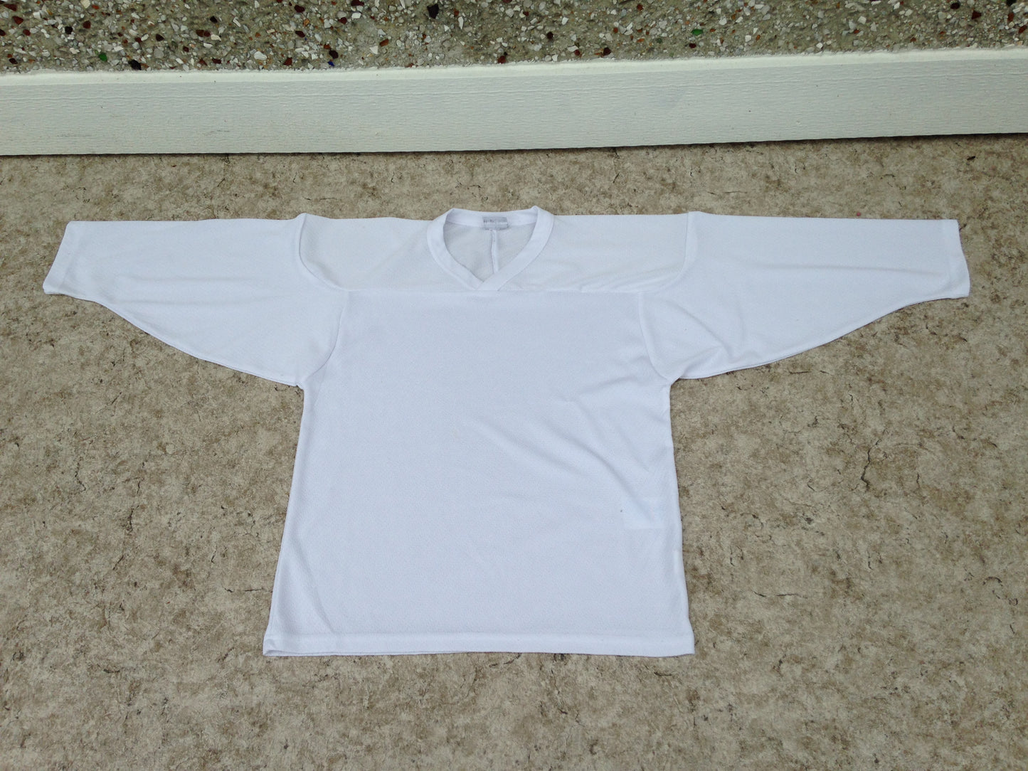 Hockey Jersey Child Size Junior 8-10 Lg Practice Jersey White Excellent