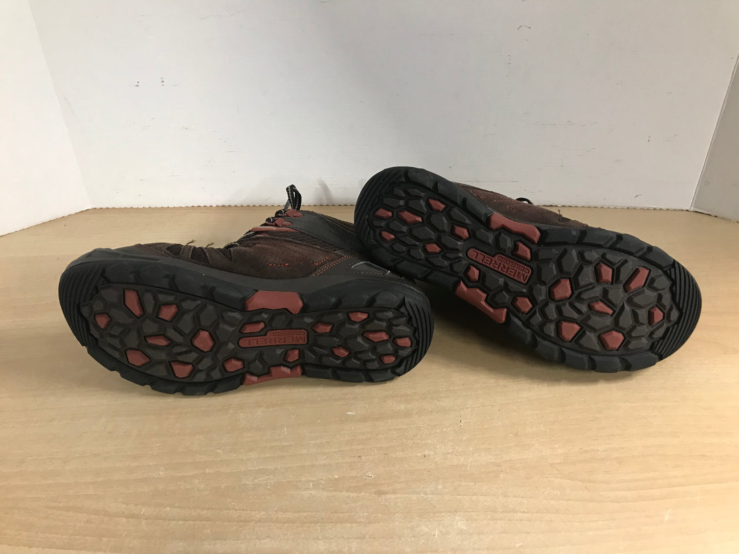 Hiking Boots Child Size 4 Merrell Brown Excellent