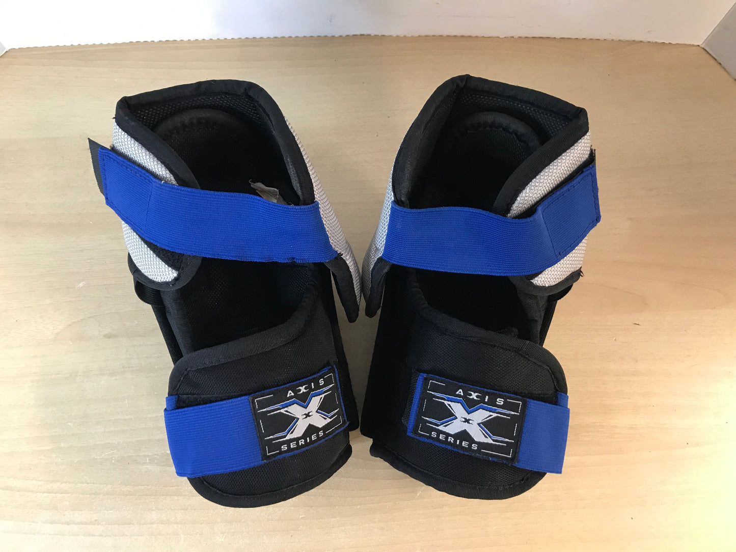 Hockey Elbow Pads Men's Size Medium DR Axis Blue Black As New Excellent