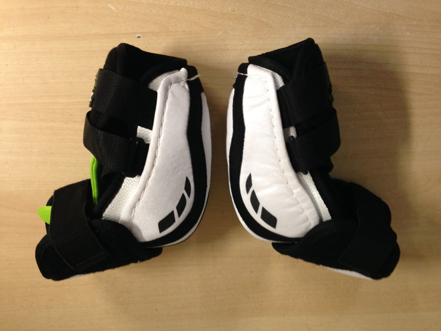 Hockey Elbow Pads Men's Size Small Reebok 16K As New