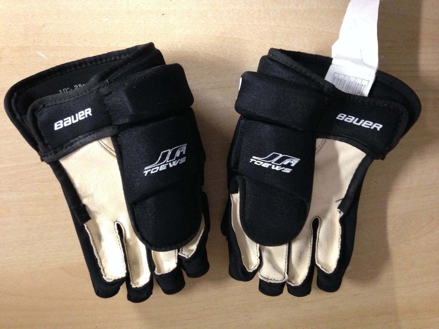 Hockey Gloves Child Size Junior 11 inch Bauer As New Excellent