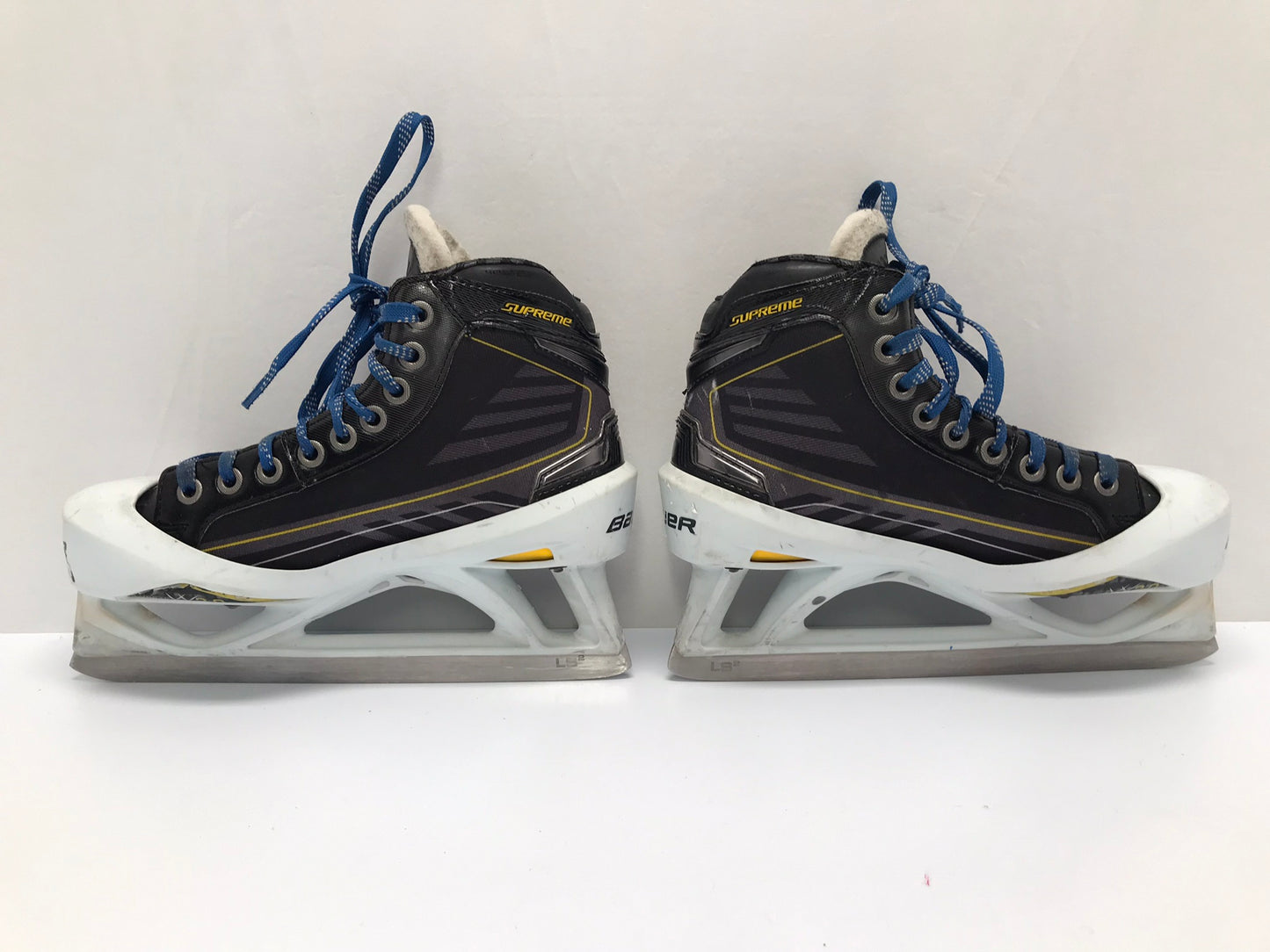 Hockey Goalie Skates Child Size 5.5 Shoe Size Bauer Supreme Excellent