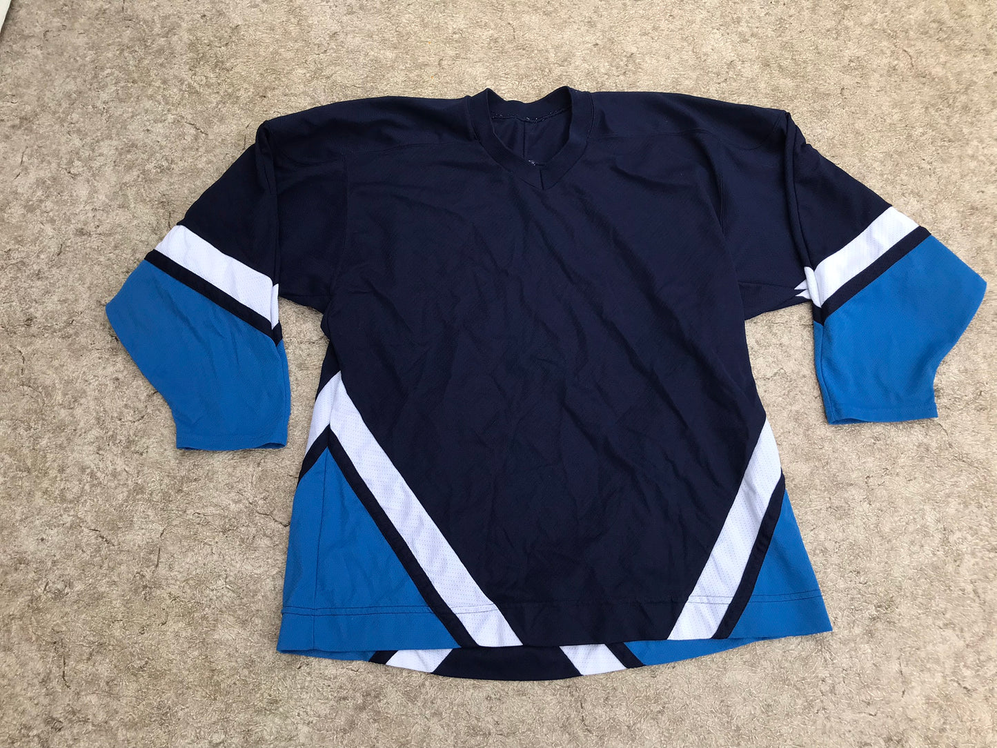 Hockey Jersey Men's Size Small Practice CCM Navy As new