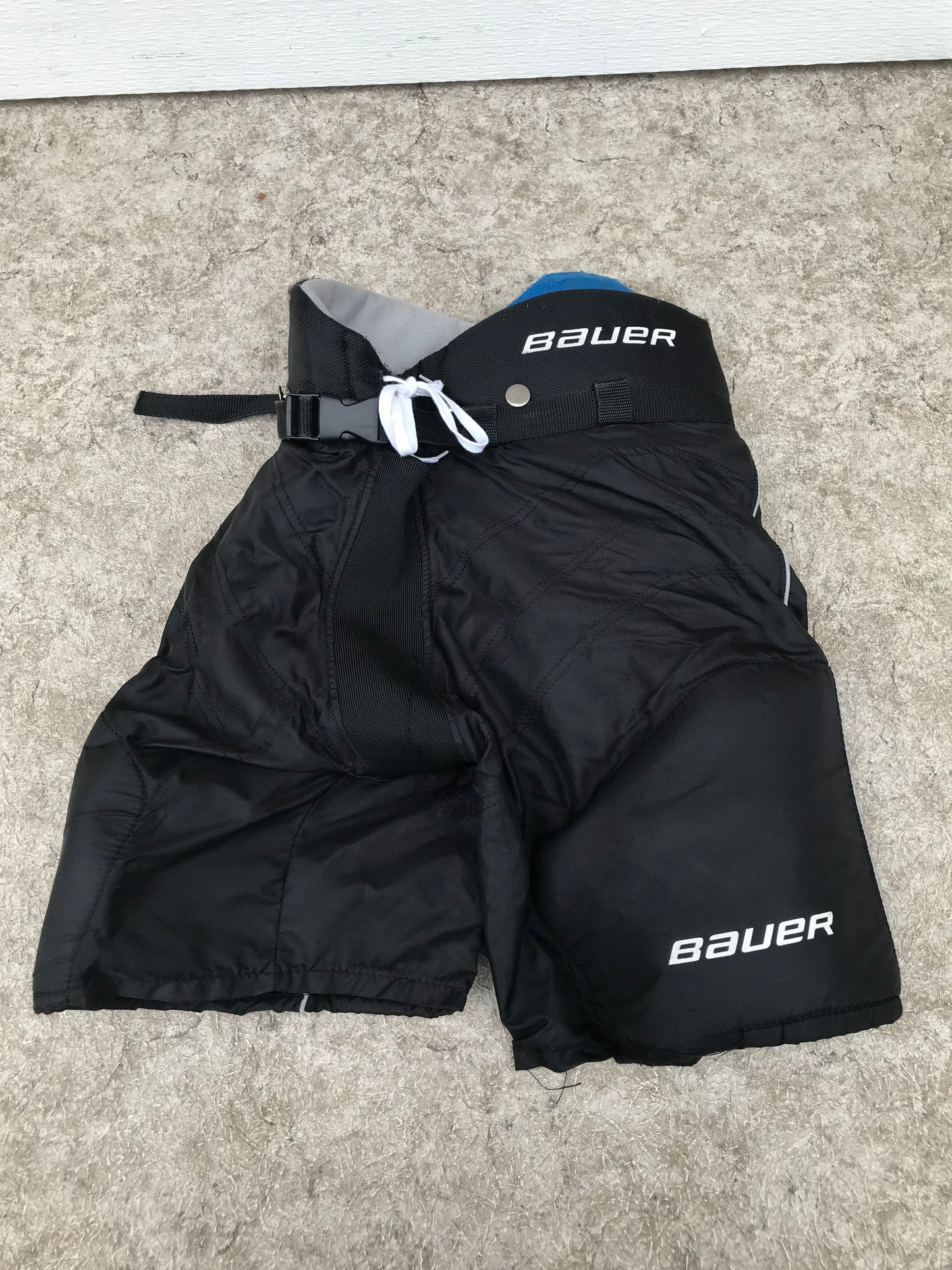 Hockey Pants Child Size Junior Medium Bauer Supreme One15 Black Blue Excellent