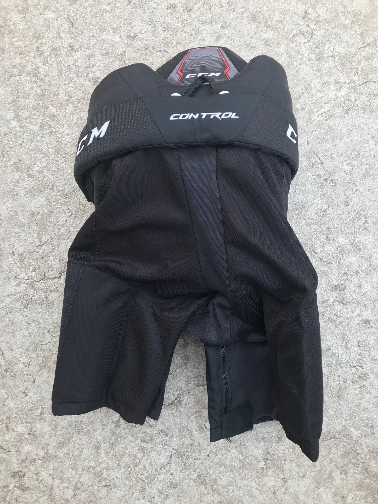 Hockey Pants Child Size Junior Small CCM Control Excellent CB9437