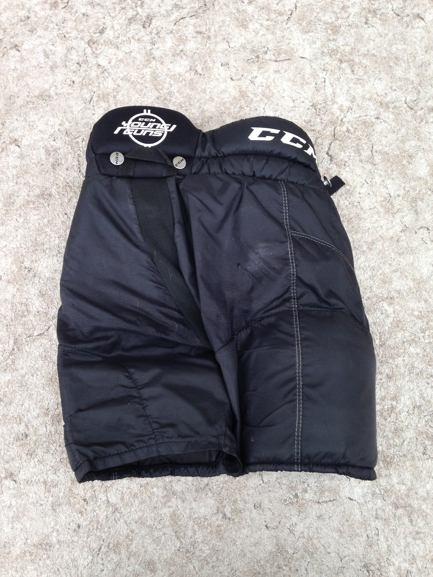 Hockey Pants Child Size Youth Large CCM Young Guns Age 5-6 Black