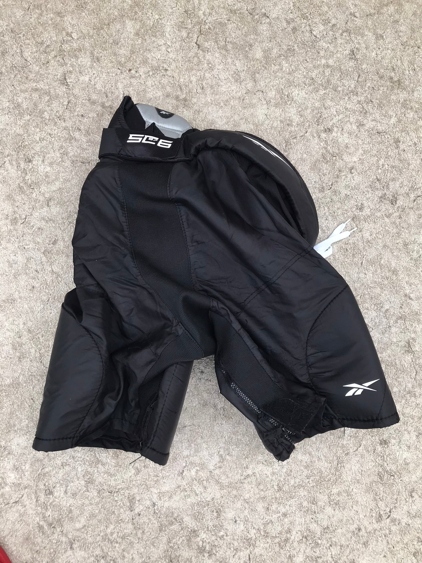 Hockey Pants Men's Size Medium Reebok Black