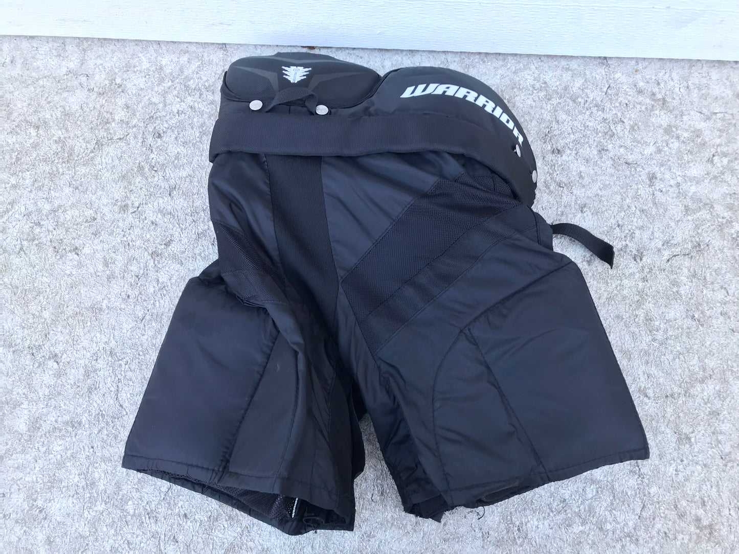 Hockey Pants Men's Size Small Warrior Spine Tek Syko Minor Wear