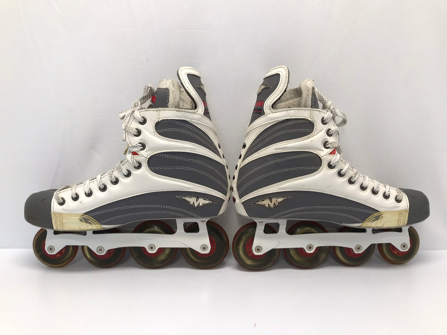 Hockey Roller Hockey Skates Men's Size 13 Shoe Size Mission 5500 Helium As New
