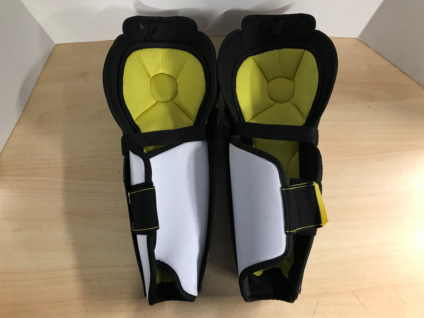Hockey Shin Pads Men's Size 14 inch CCM Vector Tacks Black White Yellow New Demo Model