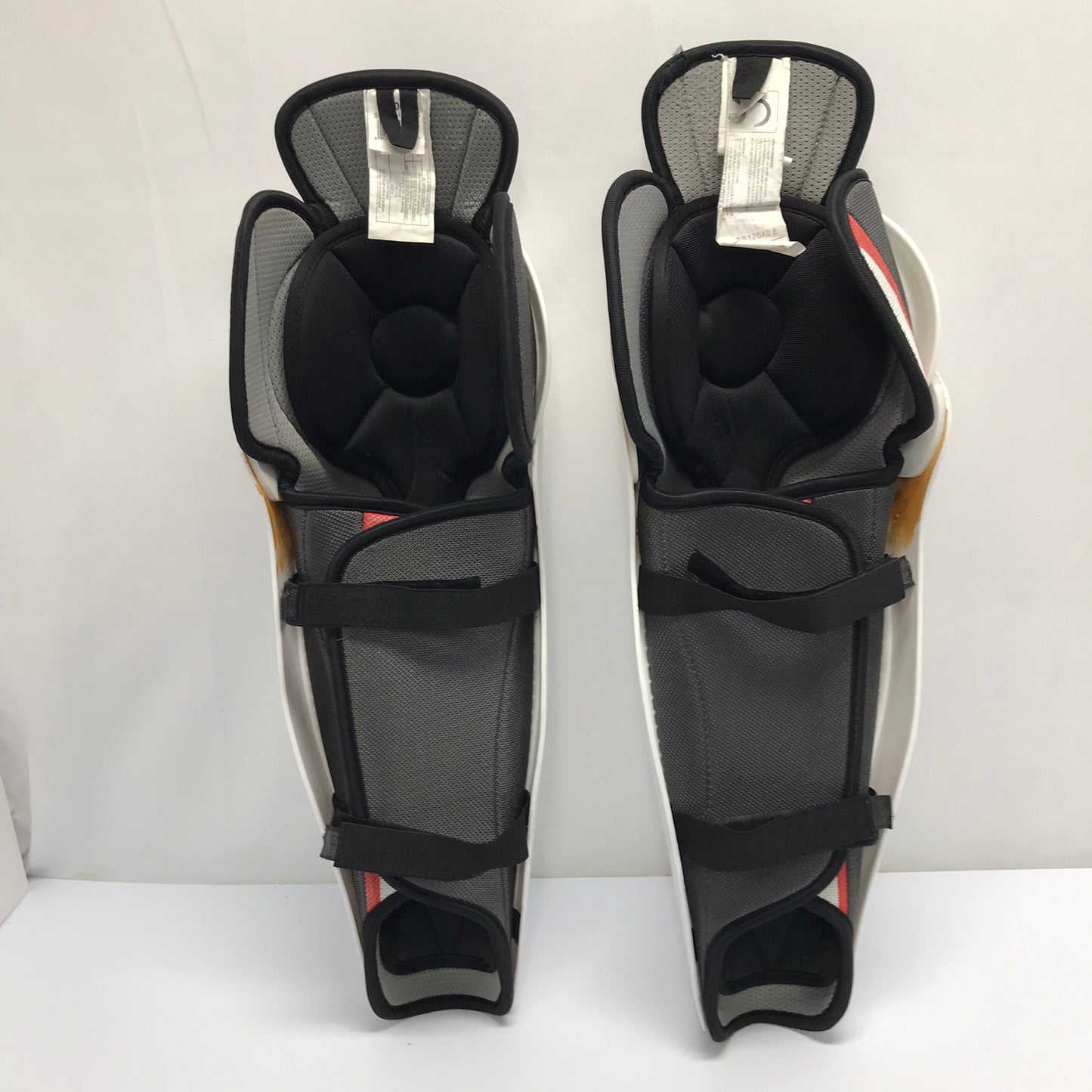 Hockey Shin Pads Men's Size 17 inch Easton Synergy White Grey Excellent