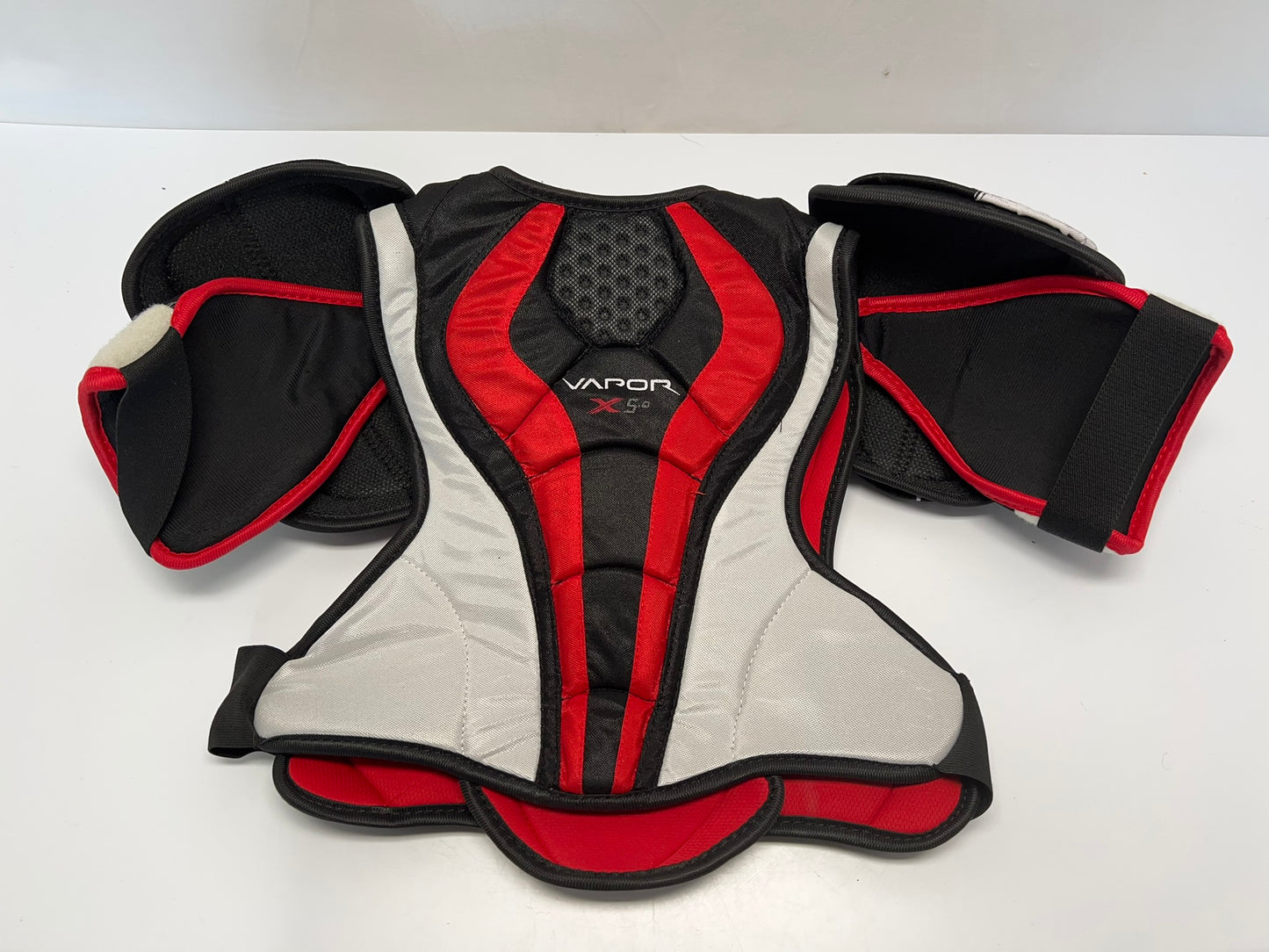 Hockey Shoulder Chest Pad Men's Size Small Bauer Vapor X5.0 Black White Red Excellent