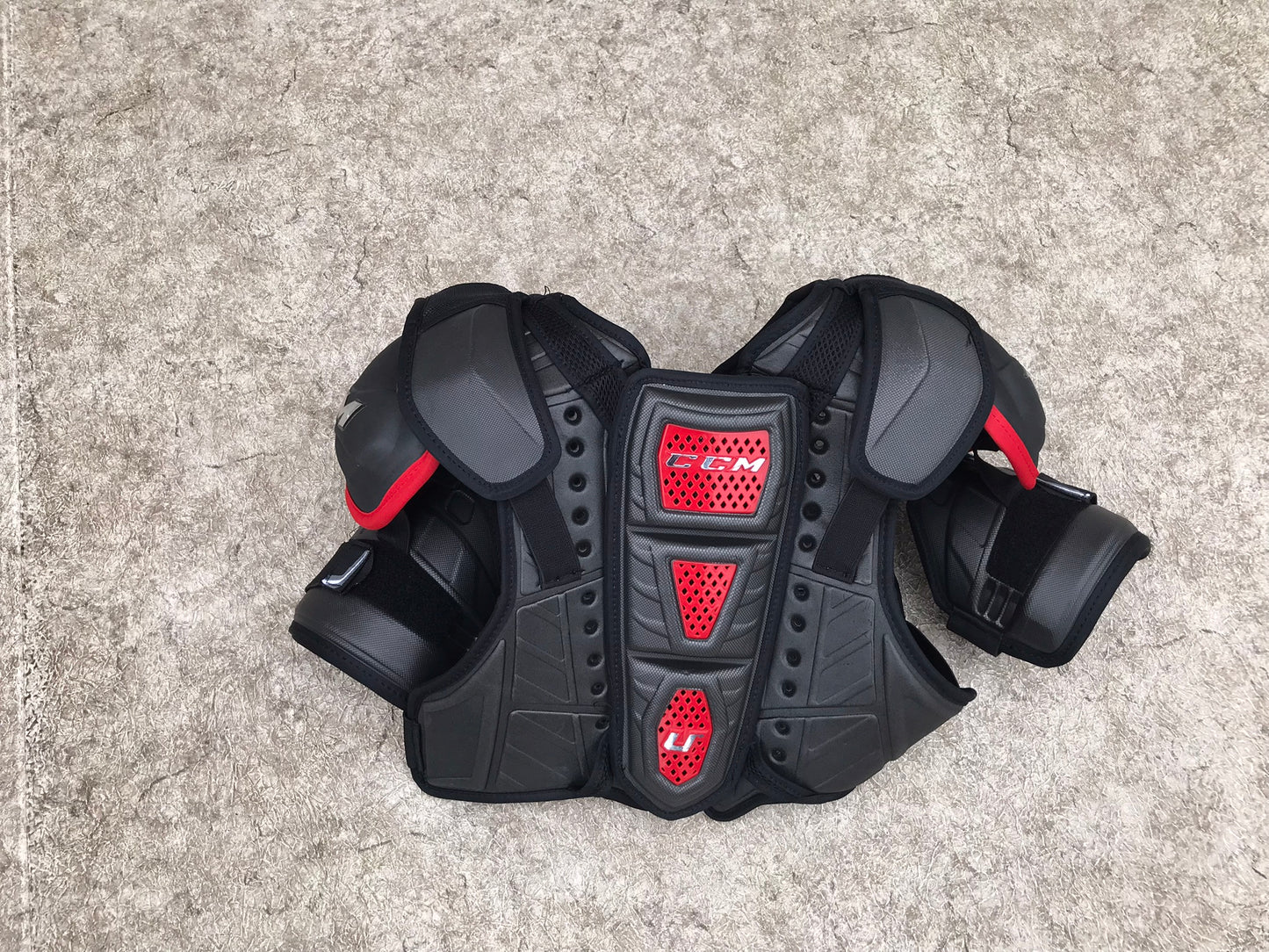 Hockey Shoulder Chest Pad Men's Size Small CCM U Black Grey Red Excellent