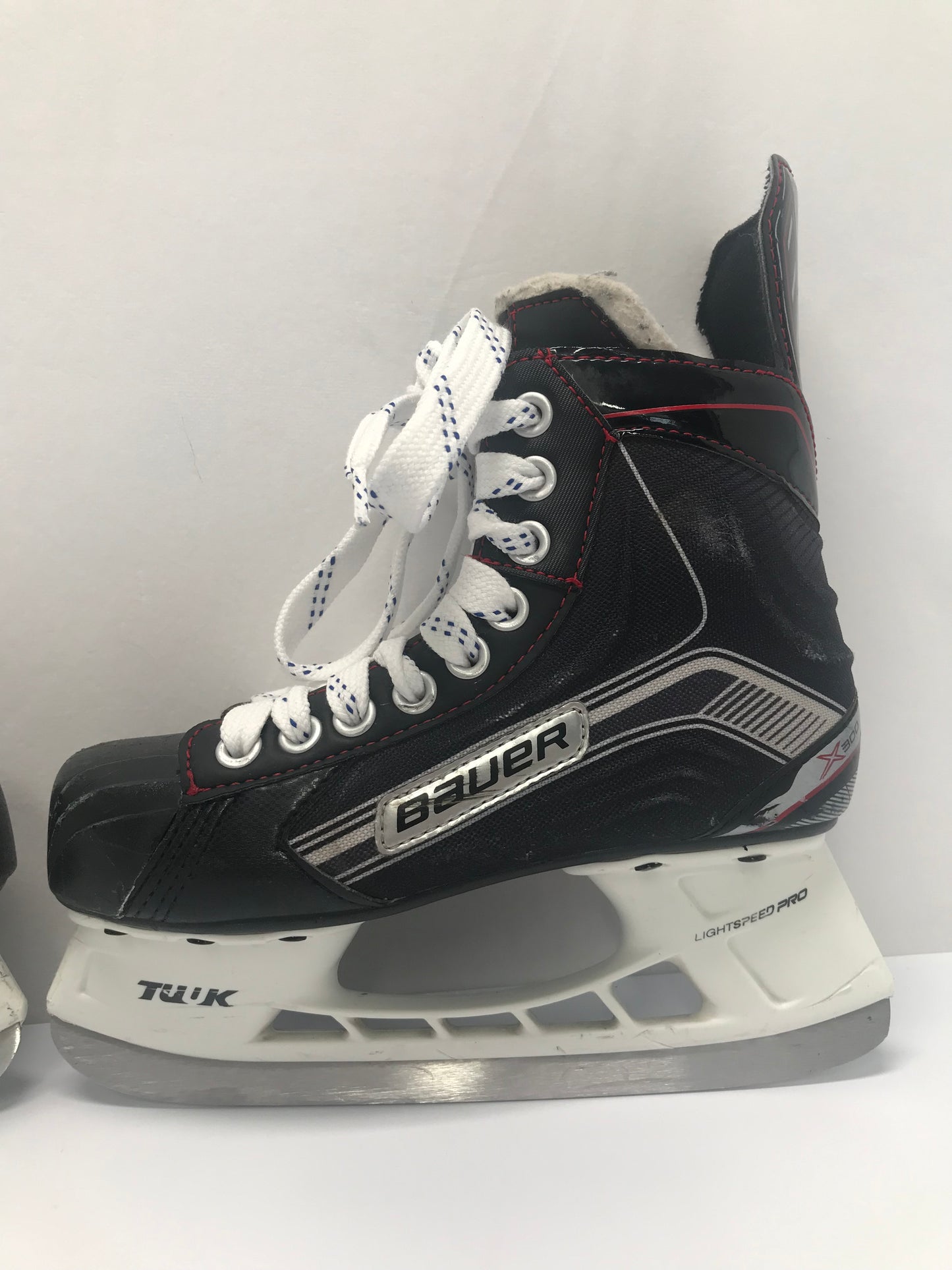 Hockey Skates Child Size 3 Shoe Bauer Vapor X300 Excellent