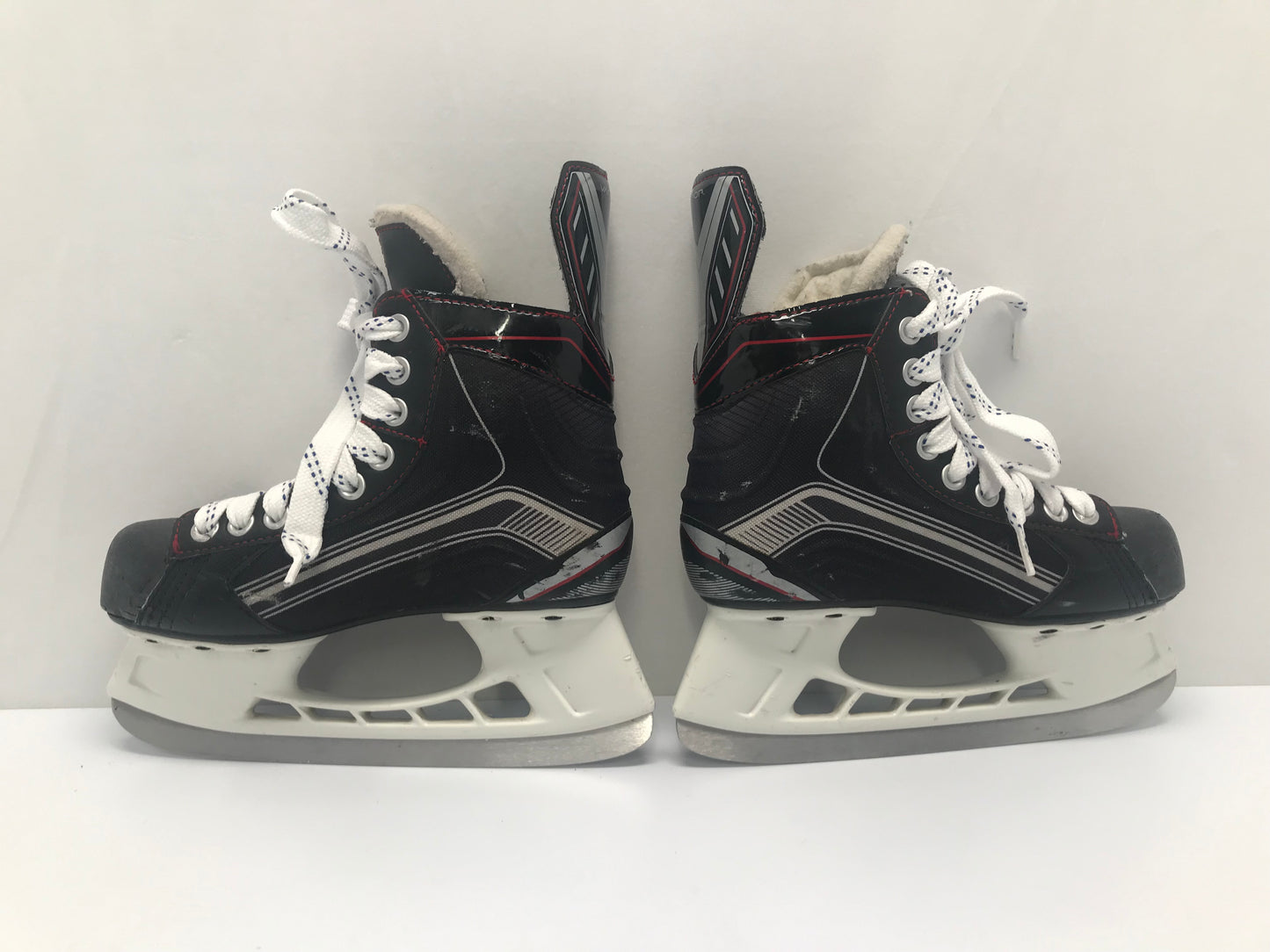 Hockey Skates Child Size 3 Shoe Bauer Vapor X300 Excellent