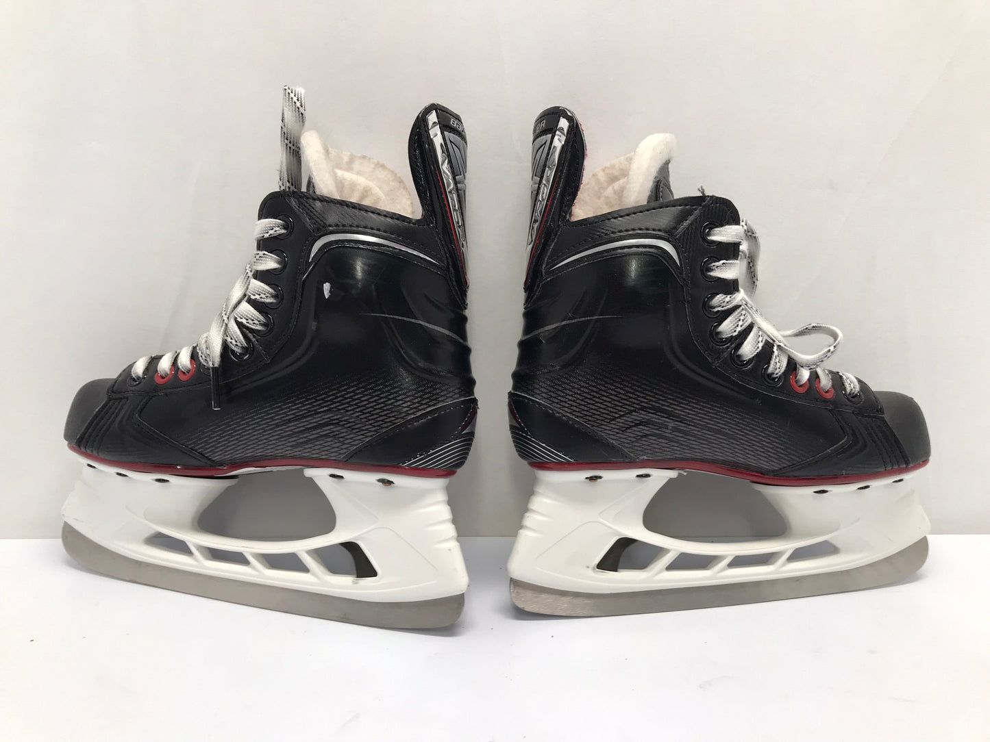 Hockey Skates Child Size 3 Shoe Bauer Vapor X500 New Demo Model