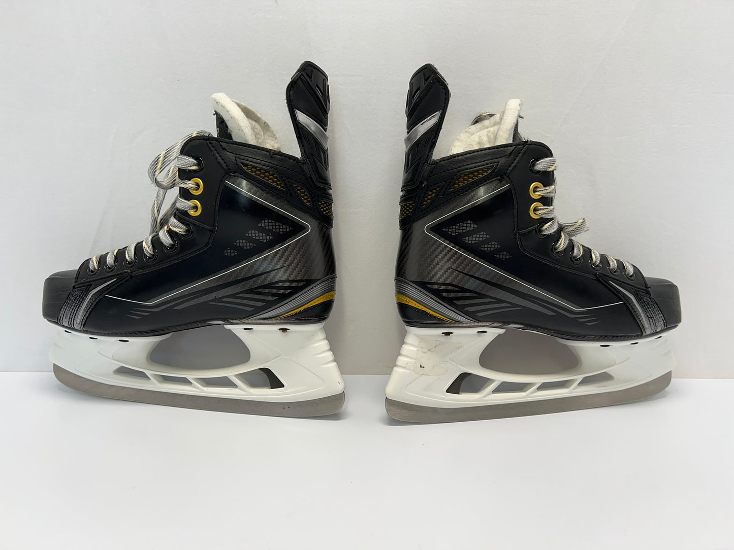 Hockey Skates Child Size 5 Shoe Size Bauer Supreme Lightspeed New Demo Model