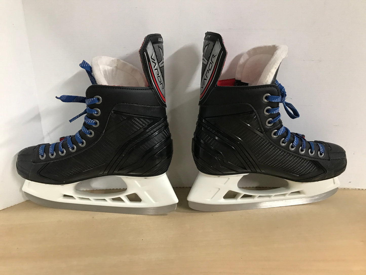 Hockey Skates Child Size 5 Shoe Size Bauer Vapor X.300 Junior As New Excellent