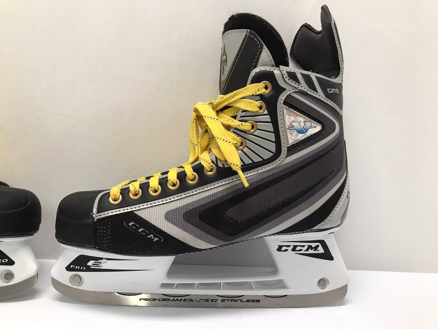 Hockey Skates Men's Size 11 E Shoe Size Alexander Ovenchkin CCM GR8 OVI Players Skates New Demo Model