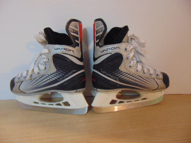Hockey Skates Child Size 9 Infant Toddler Shoe Size Bauer Vapor Excellent