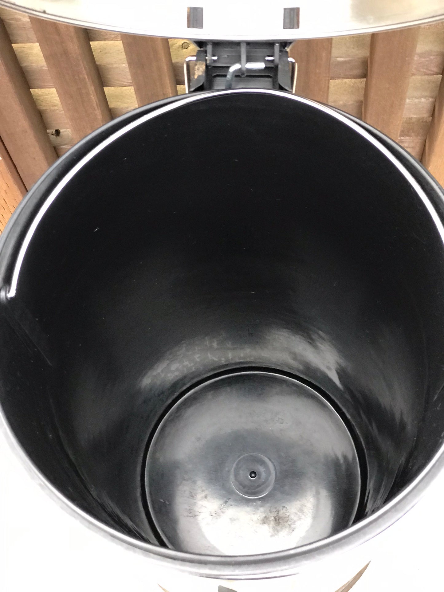 Home and Cottage Kitchen Chrome Garbage Can Tall 26 x 12 x 12 Pop Up Lid