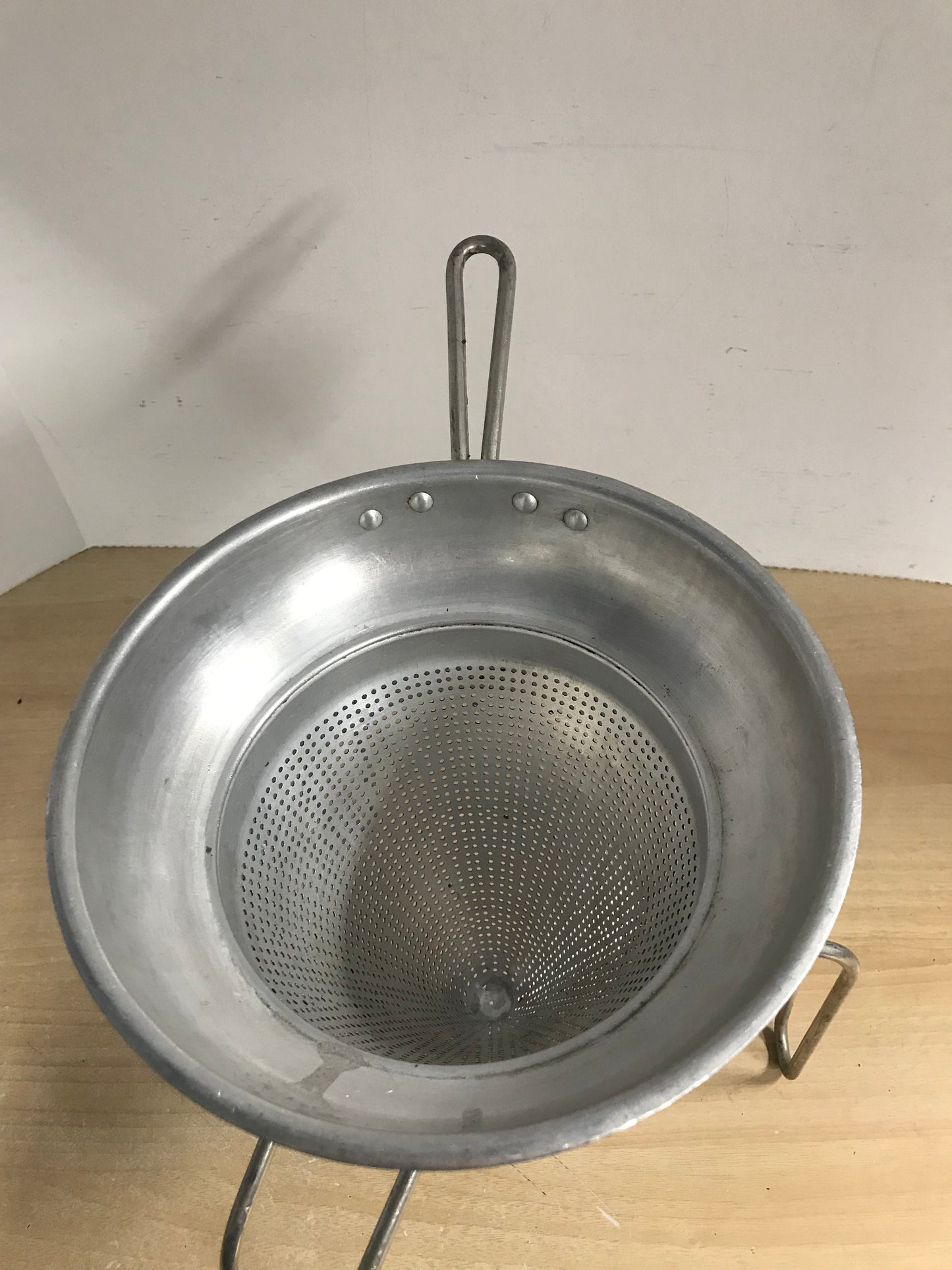 Home and Cottage Vintage Large Wear-Ever Jam Jelly Juicer Sieve Colander Strainer Aluminum Excellent Condition RARE