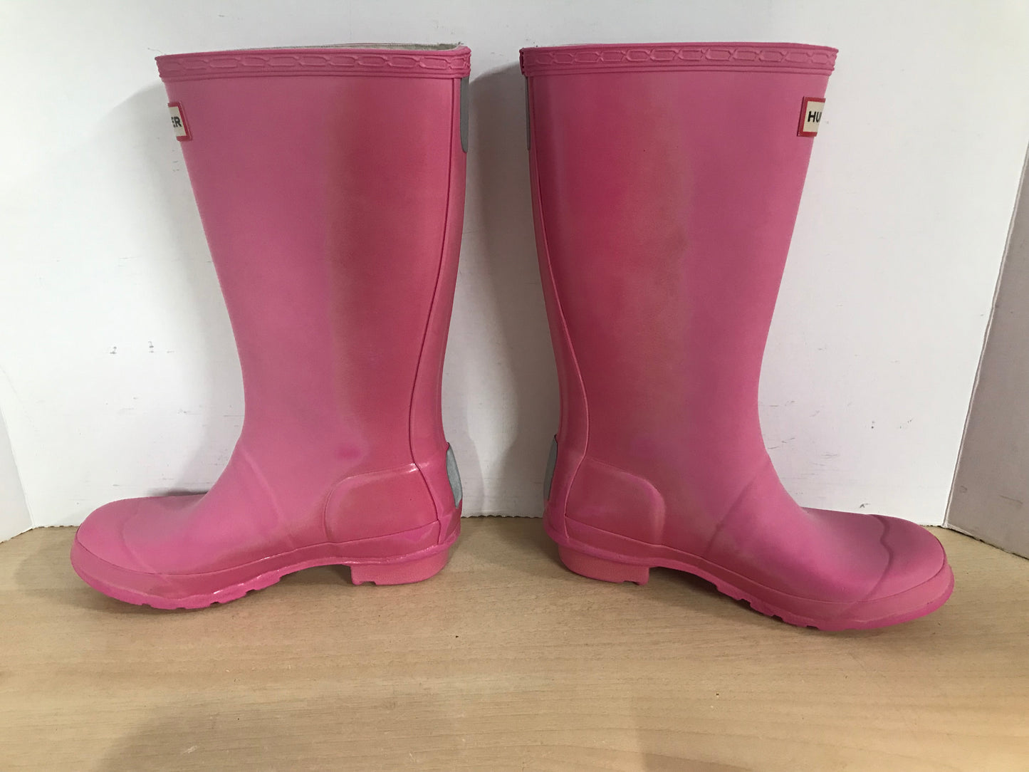 Hunter Rain Boots Child Size 3-4 Pink With Hunter Liner Some Color Wear