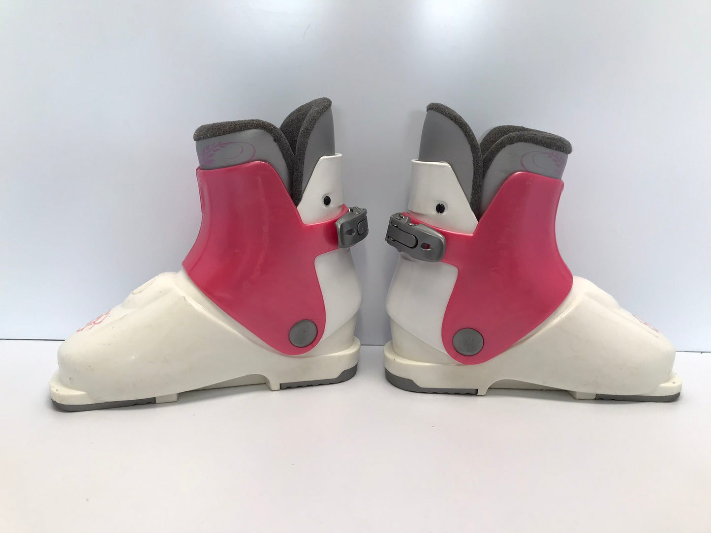 Ski Boots Mondo Size 20.5 Child Shoe Size 2.5 Mondo 251 mm Tecno Pink White