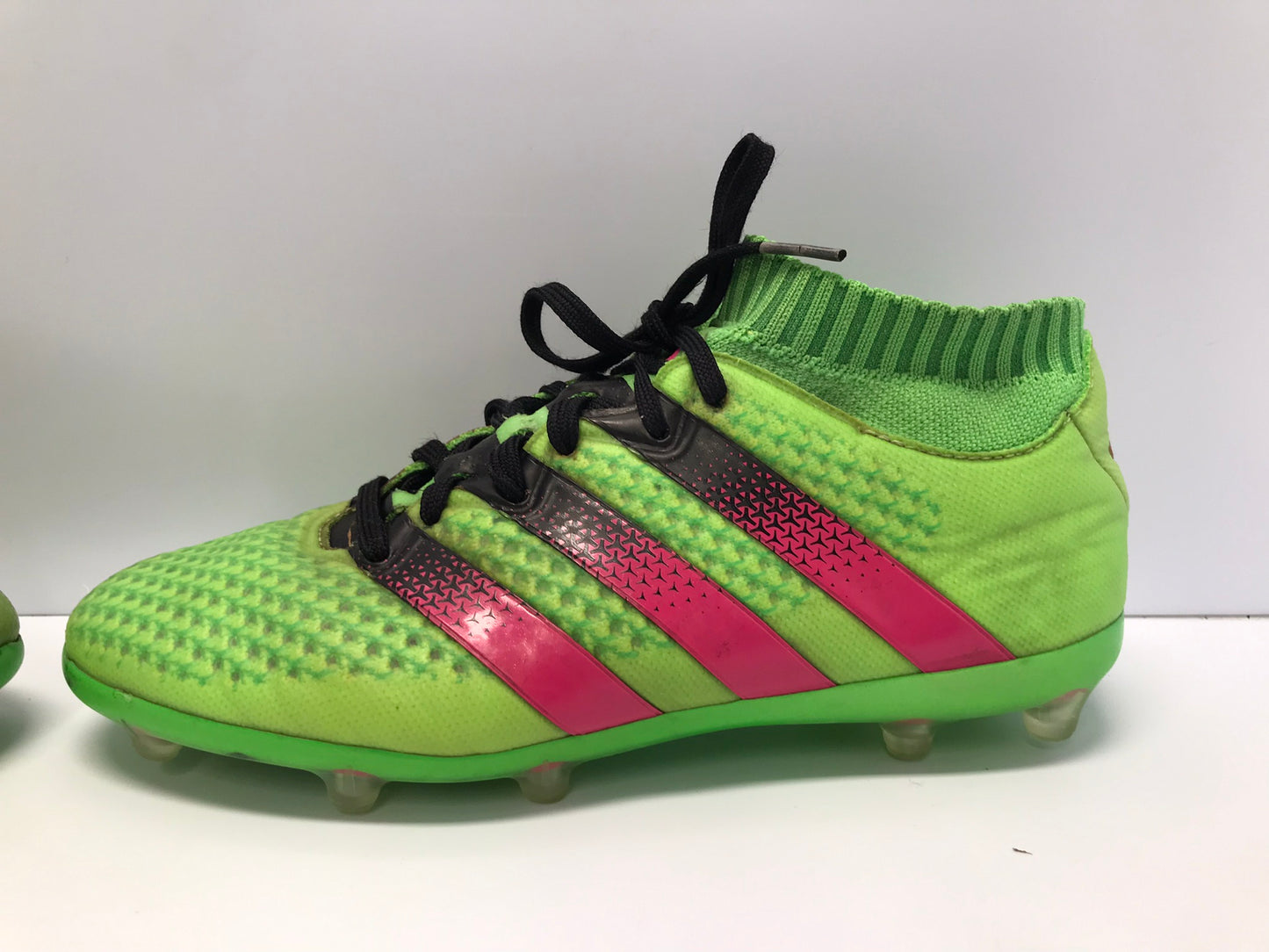 Soccer Shoes Cleats Child Size 5 Adidas Lime Fushia Slipper Foot