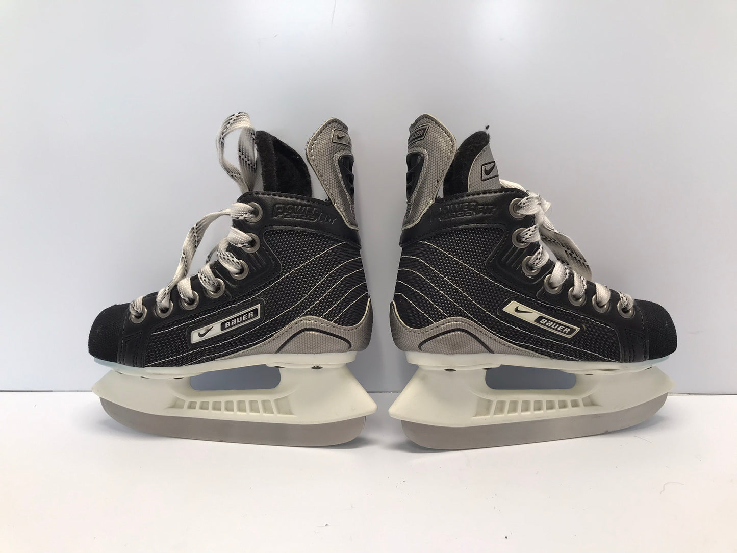 Hockey Skates Child Size 10 Toddler Shoe Size Bauer Supreme As New