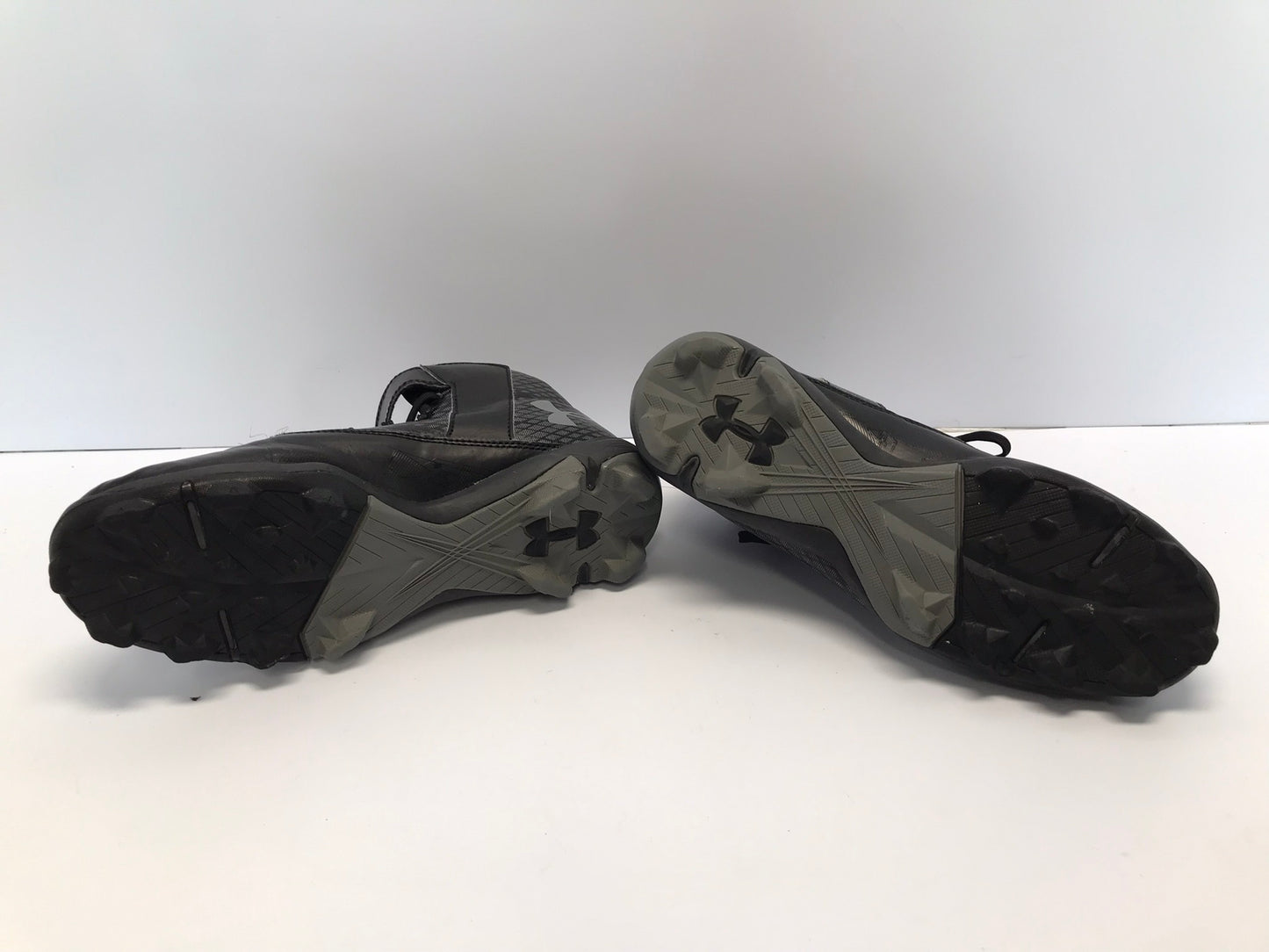Baseball Shoes Cleats Child Size 5 Under Armour Black Grey High Top