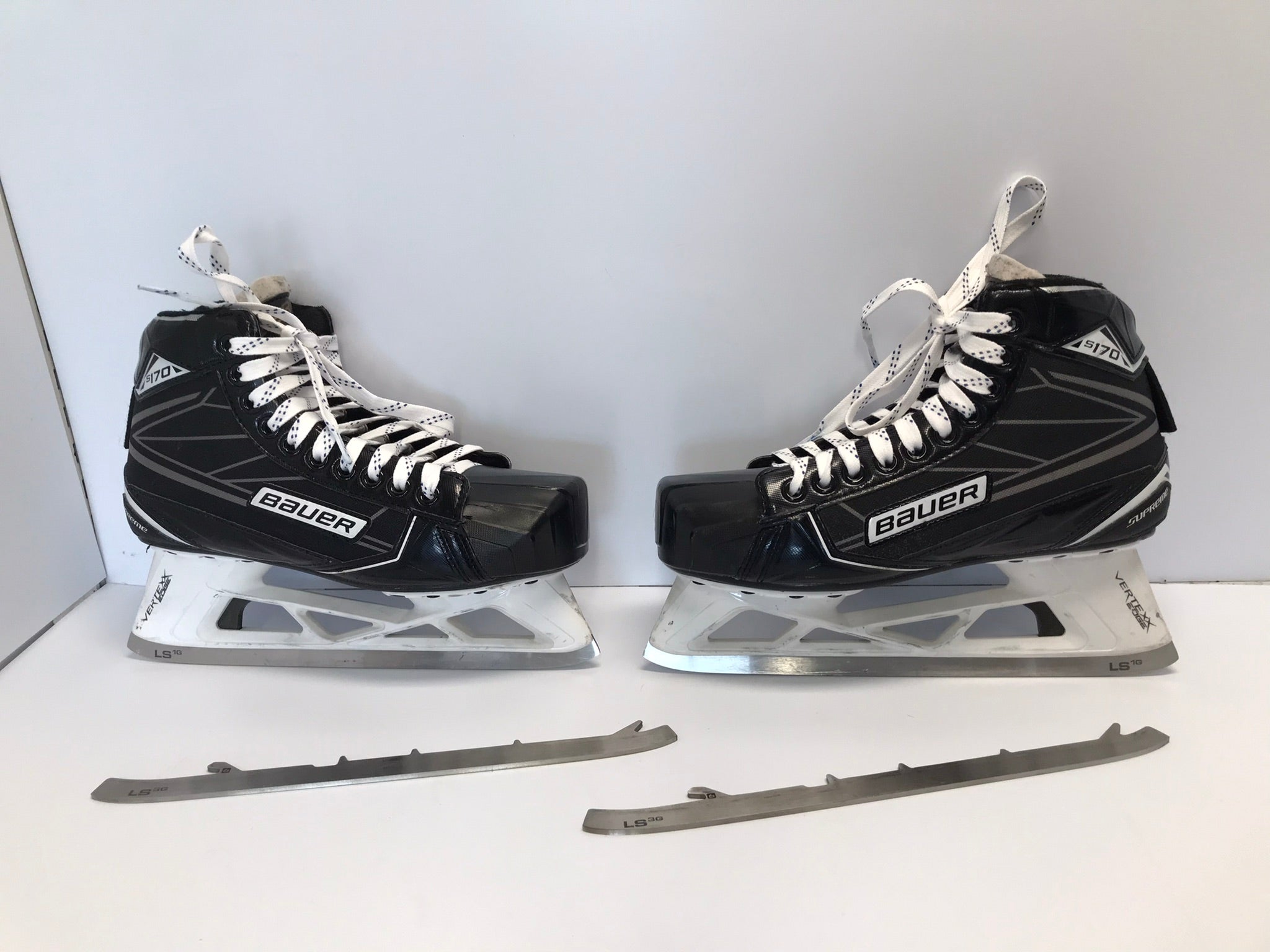 Bauer Supreme 1s Goalie Skates In The Nhl Senior Bauer Supreme 1S