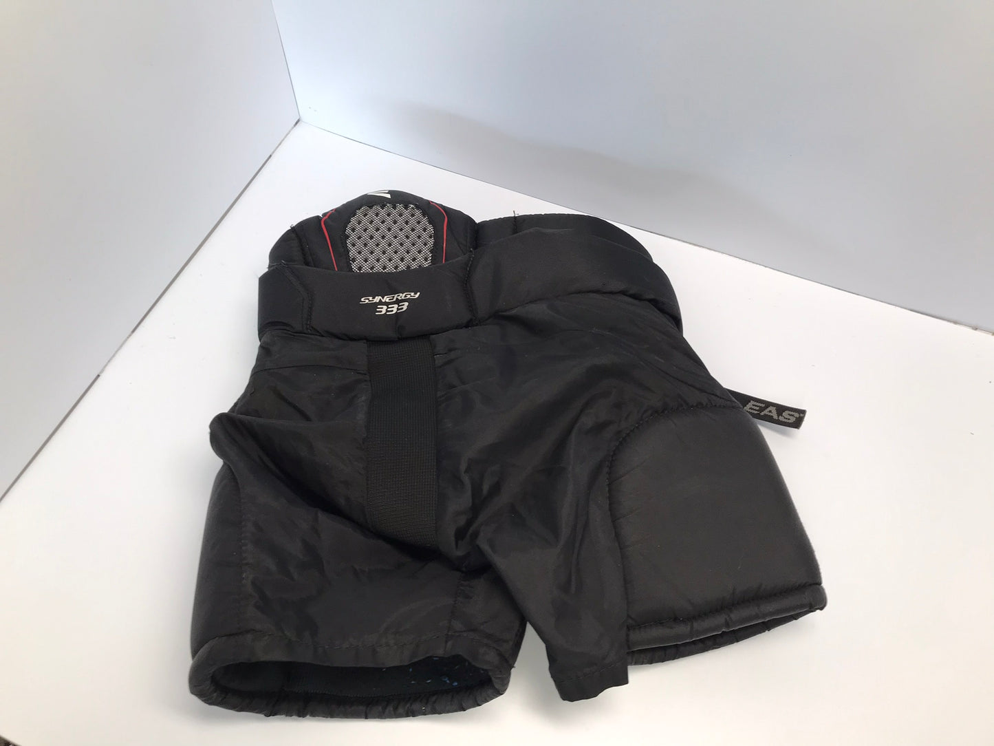 Hockey Goalie Pants Child Size Youth 6-7 Easton Black PT 3440