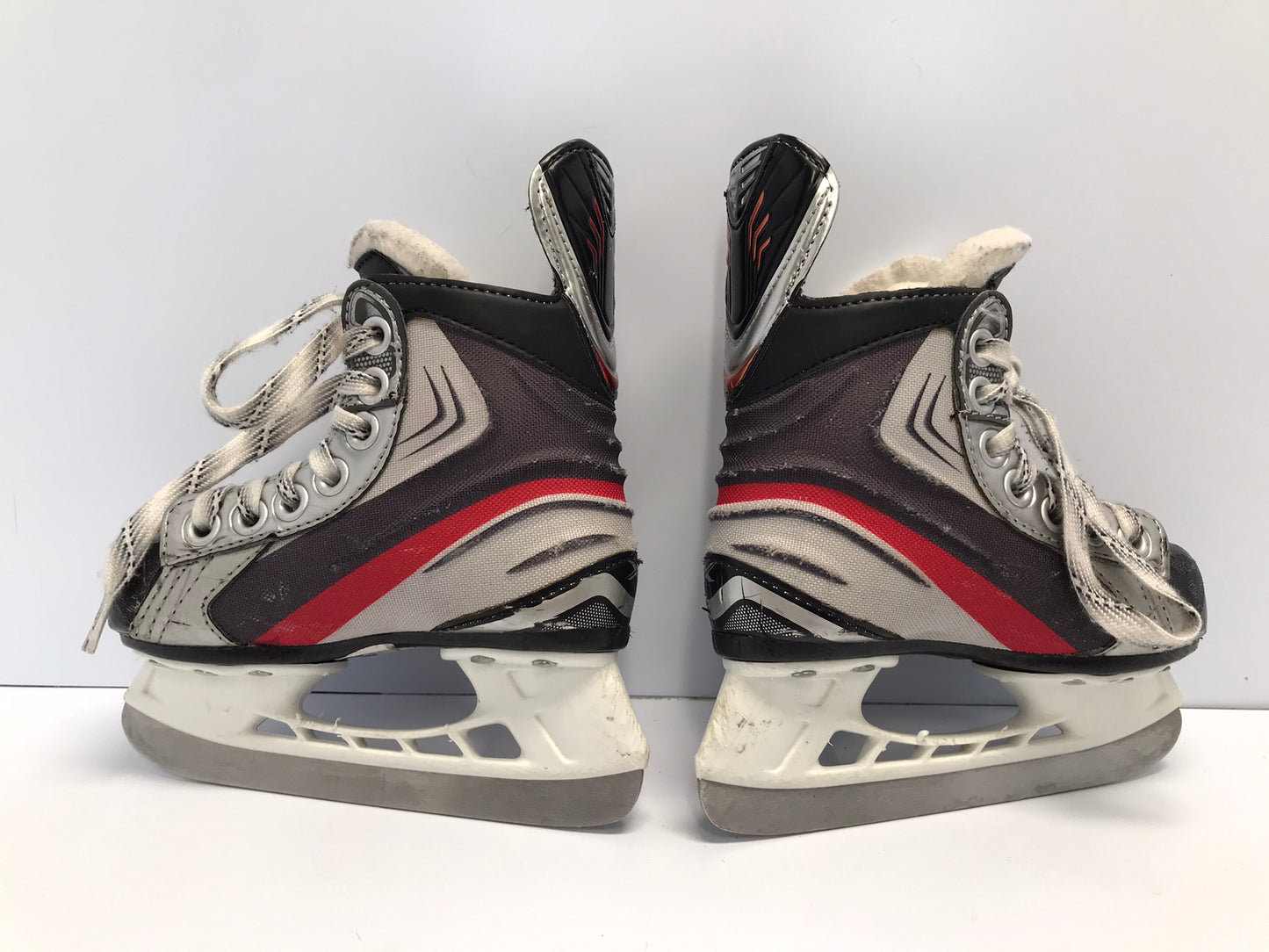 Hockey Skates Child Size 9 Toddler Shoe / Size 8 Toddler Skate Bauer Vapor X1.0 Excellent