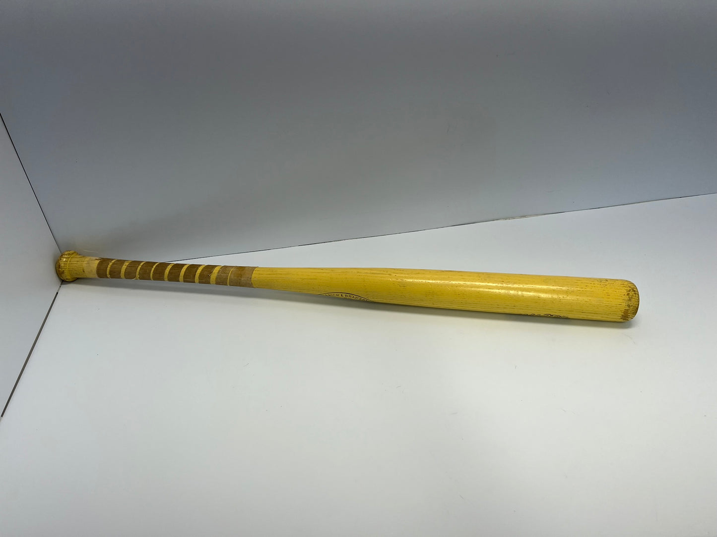 Baseball Bat 33 inch Louisville Walloper Softball Wood