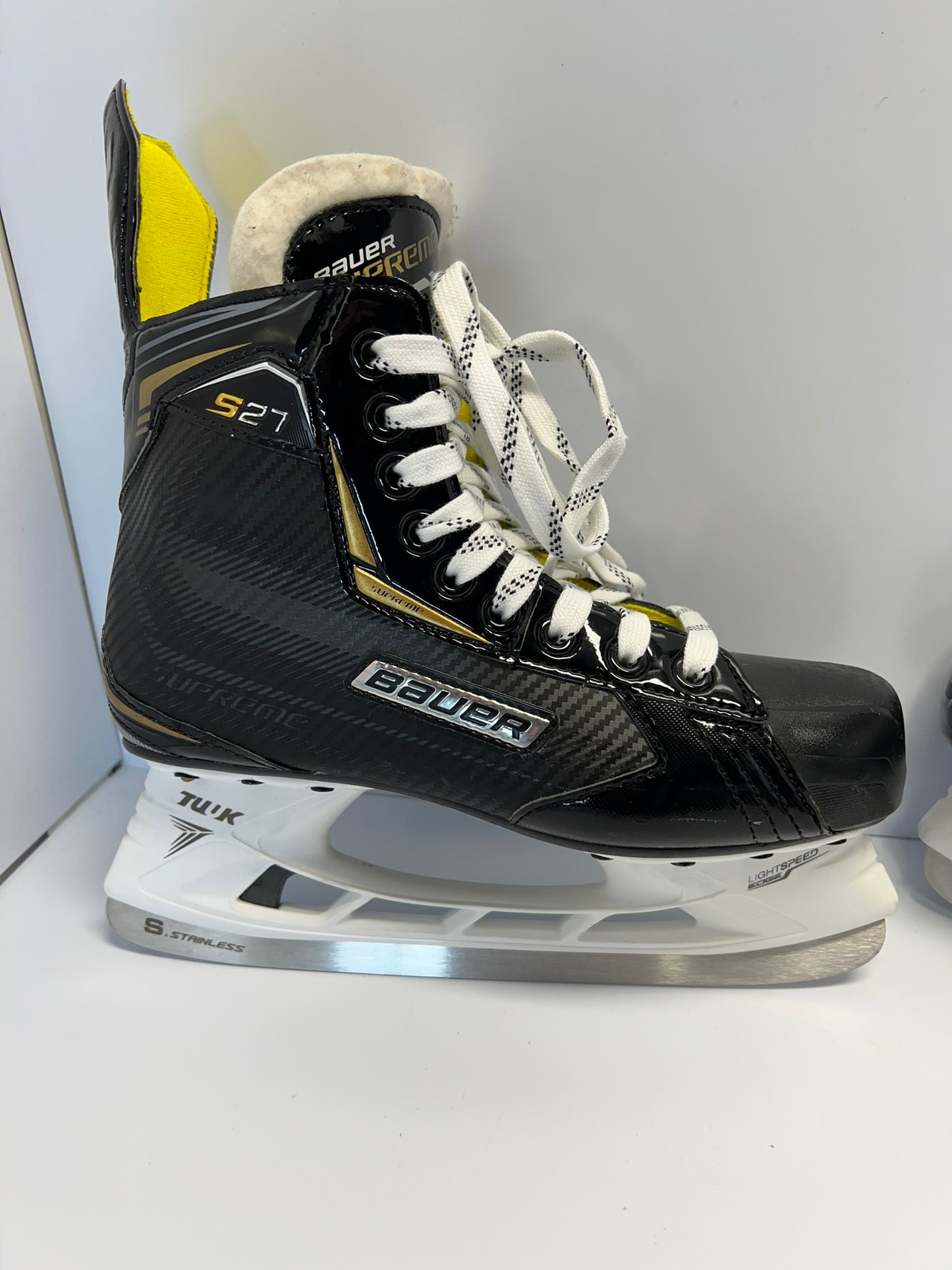 Hockey Skates Men's Size 6.5 Shoe 5.5 Skate Size Bauer Supreme S27 New Demo Model