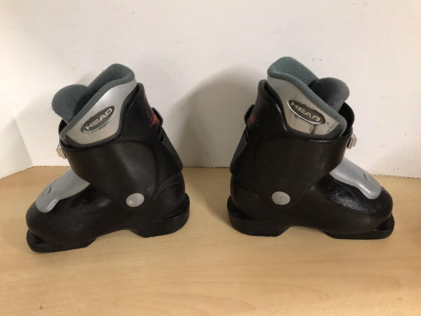 Ski Boots Mondo Size 15.5 Child Size 8.5 Toddler 201 mm Head Black Some Wear Scratches