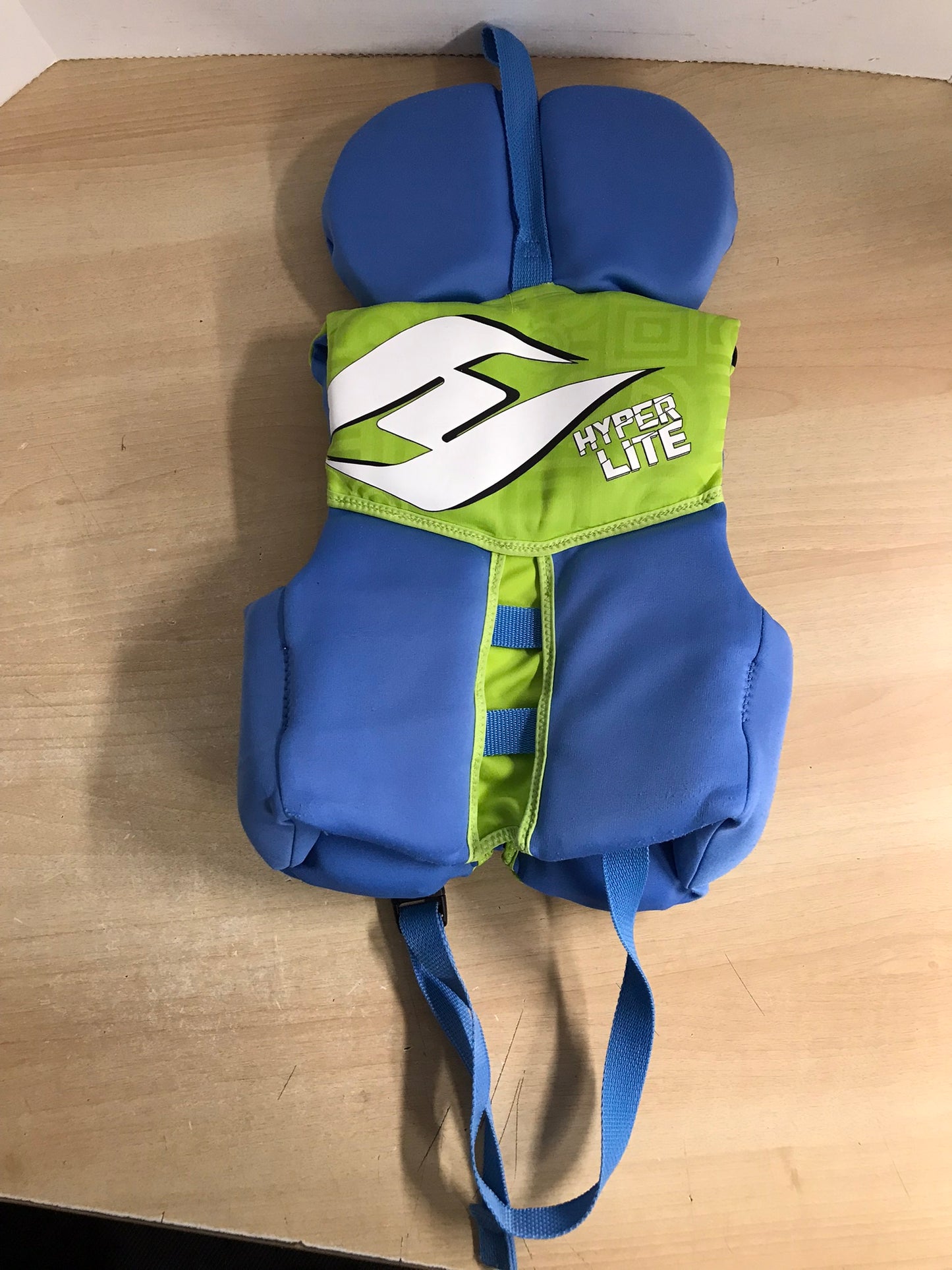 Life Jacket Child Size 30-60 Lb Hyperlite Neorpene Blue Lime Few Marks