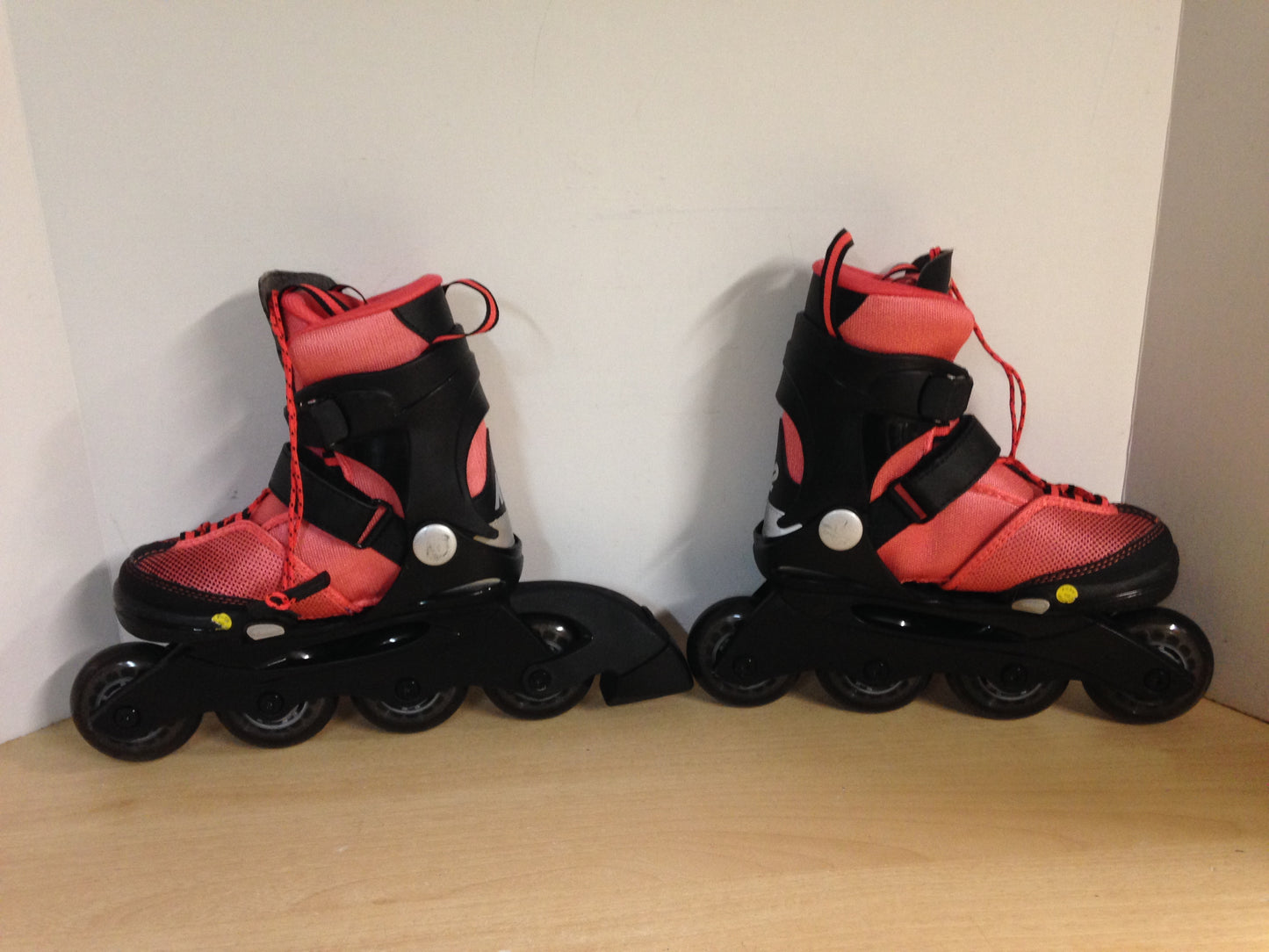 Inline Roller Skates Child Size 11-2 Adjustable K-2 Marlee Pro Raspberry Black Rubber Tires New Demo Model