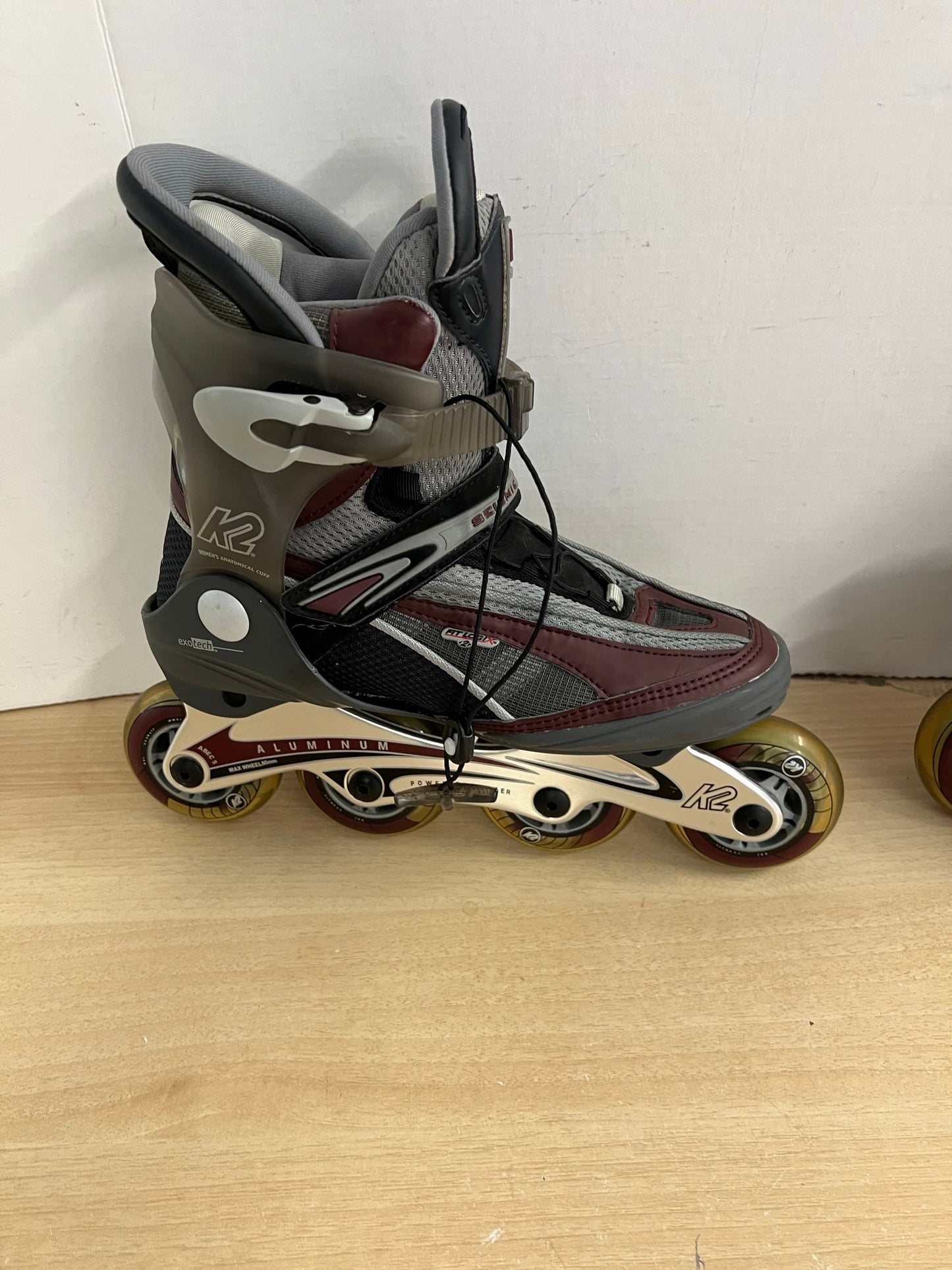 Inline Roller Skates Ladies Size 7 K-2 Grey Burgundy With Rubber Wheels As New Excellent