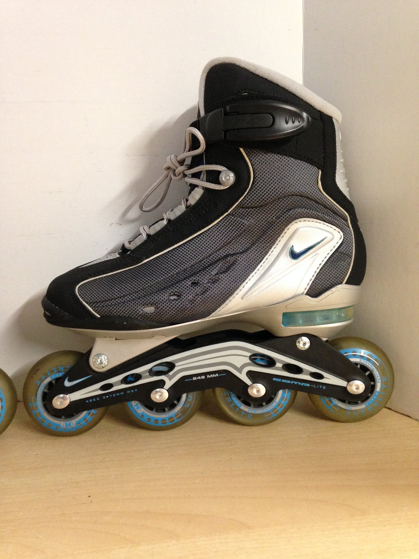 Inline Roller Skates Ladies Size 8 Nike Blue Grey As New